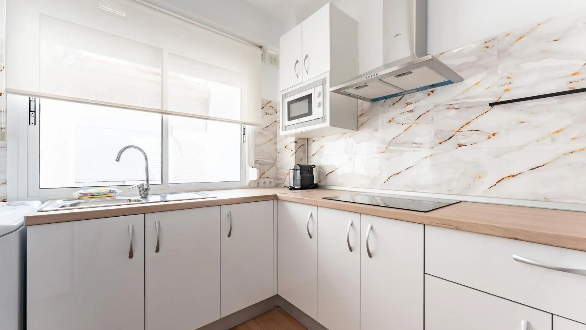 Beachside Centre Duplex 6Pax Fuengirola